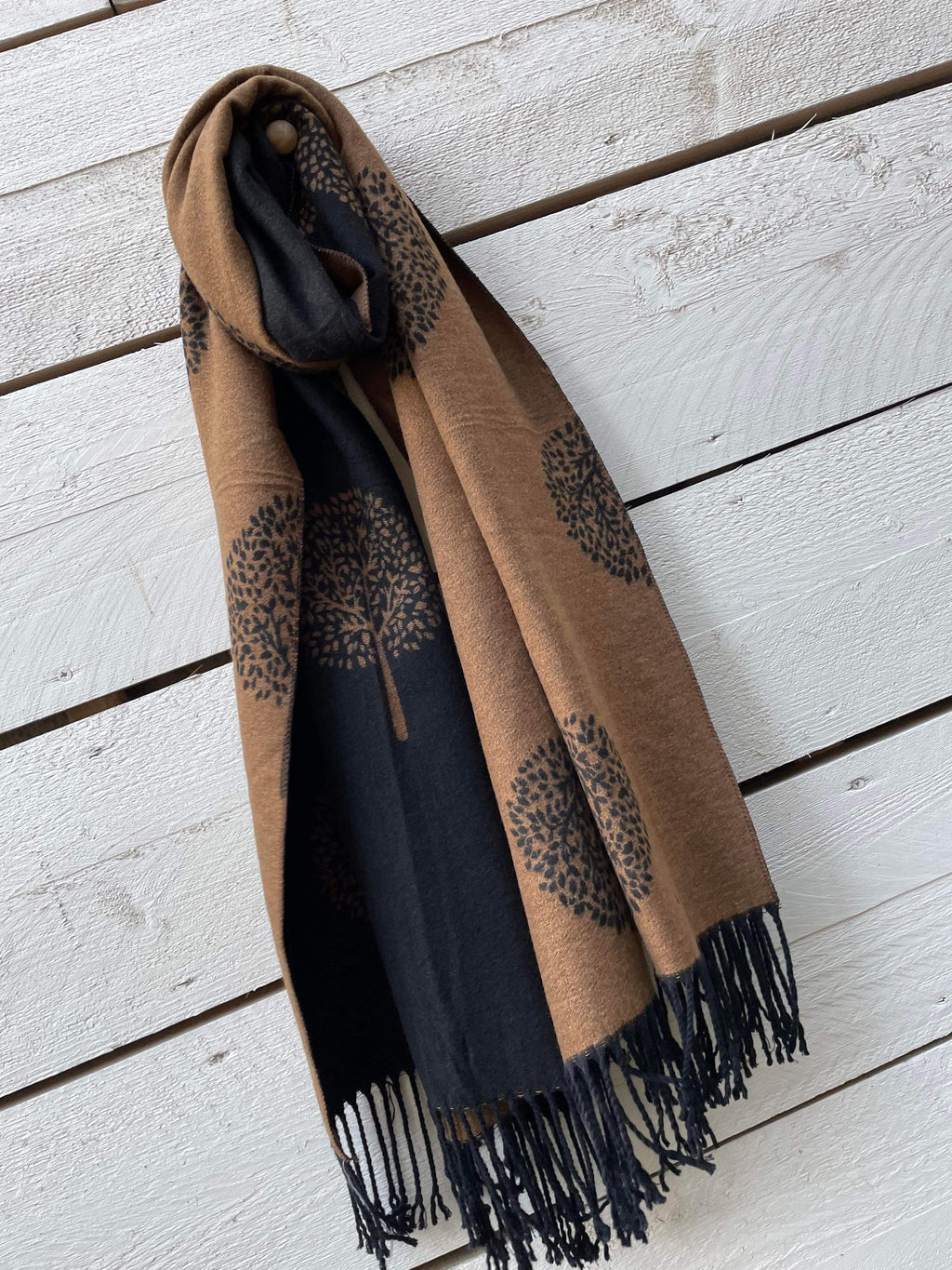 Mulb Black and Tan scarf